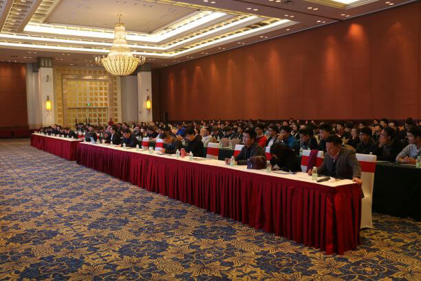聚会.JPG